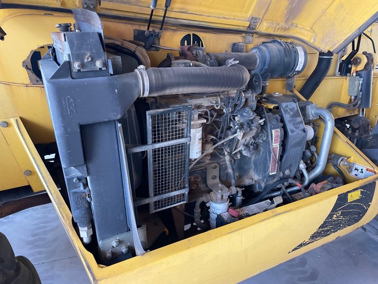 new-holland-m428-image-24