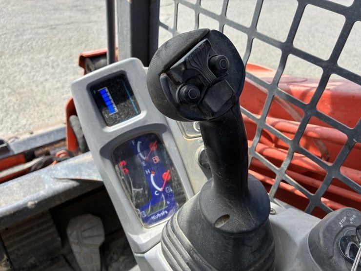 2018-kubota-svl95-2s-image-14
