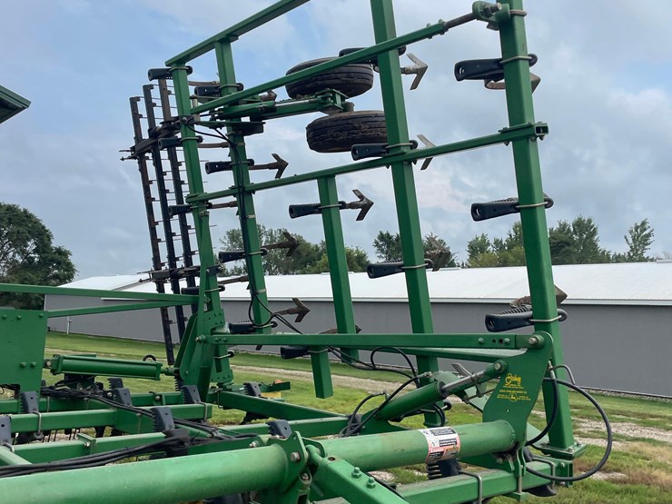 john-deere-2210-image-35