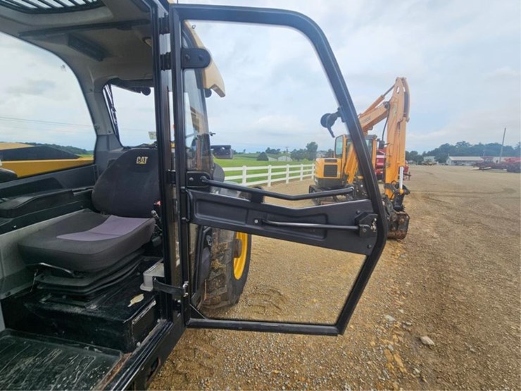 caterpillar-th407c-image-26