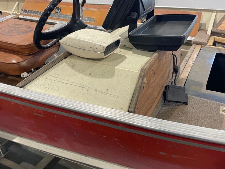 1979-lund-16ft-mister-pike-fishing-boat-image-28