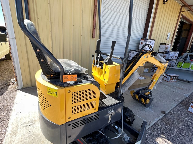 #4600-•-landhero-mini-excavator-image-9