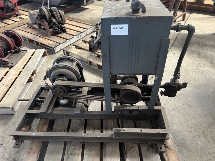 hydraulic-pump-image-1