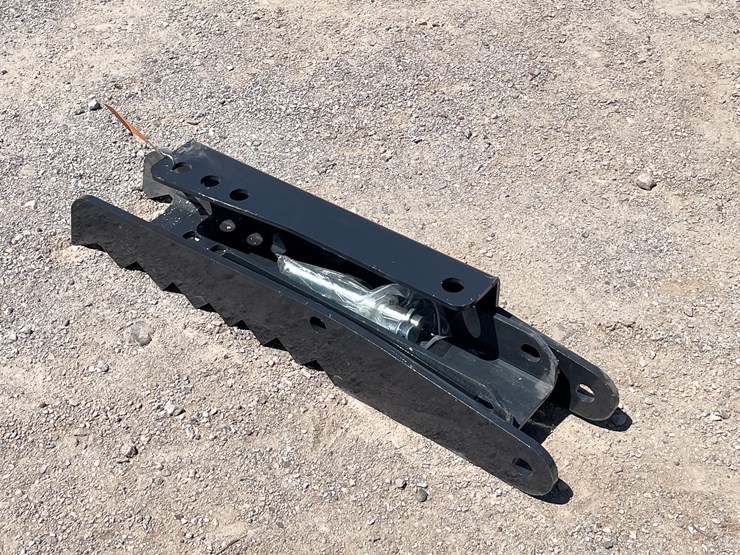 #4575-•-wolverine-vevor-32"-hydraulic-backhoe-excavator-thumb-image-1