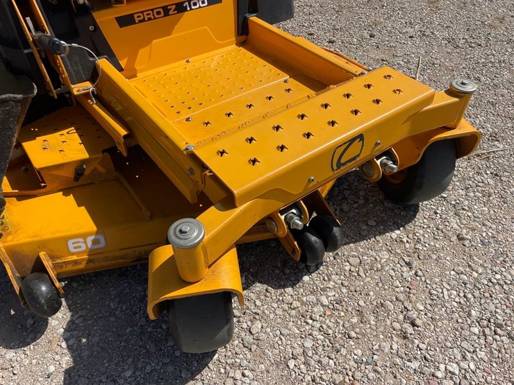 2018-cub-cadet-100-image-11