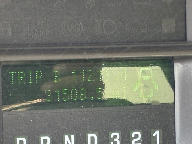 2010-ford-f550-image-16