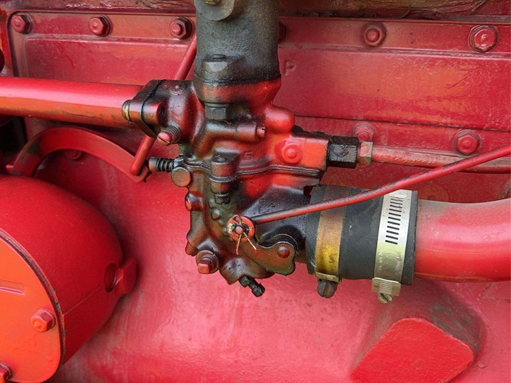 1948-farmall-h-with-automatic-cab-image-64