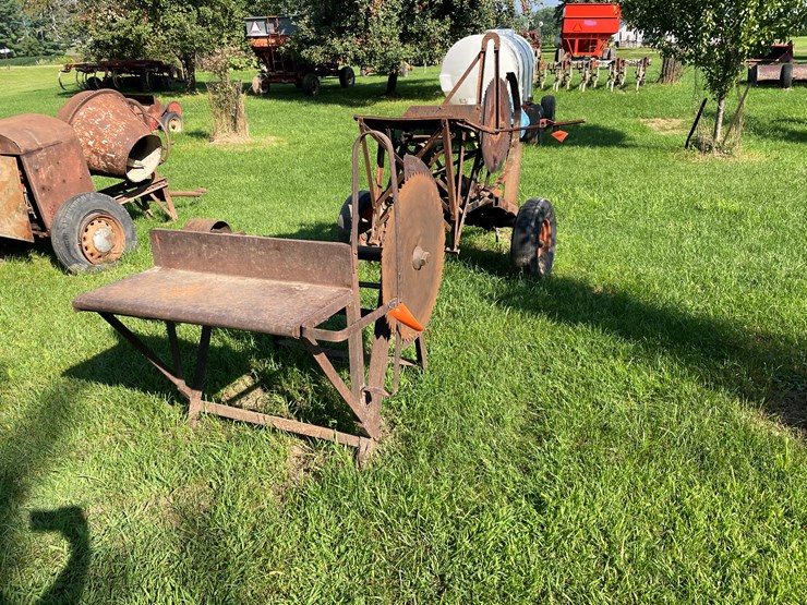 #5479-•-belt-driven-buzz-saw-image-2