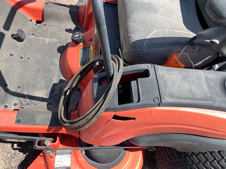 #2005-•-kubota-zero-turn-mower-image-27