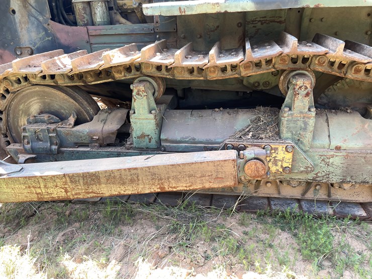 caterpillar-d7-image-21