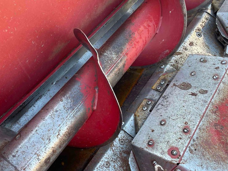 case-ih-1063-image-21