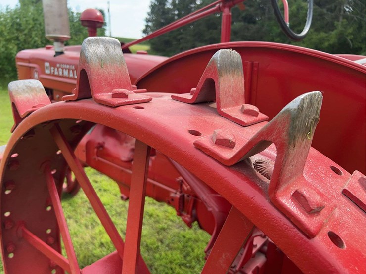 1940-farmall-h-distillate-image-41