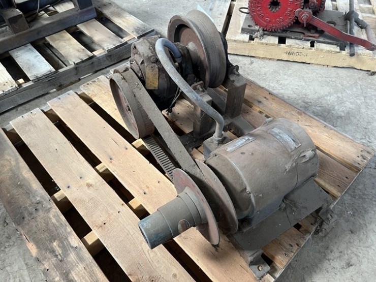 5hp-electric-motor-w/gear-reduction-image-4