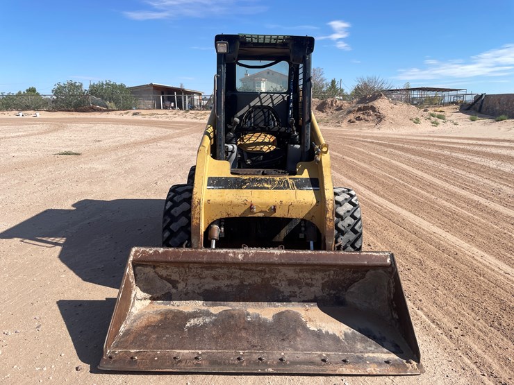 2004-caterpillar-236b-image-3