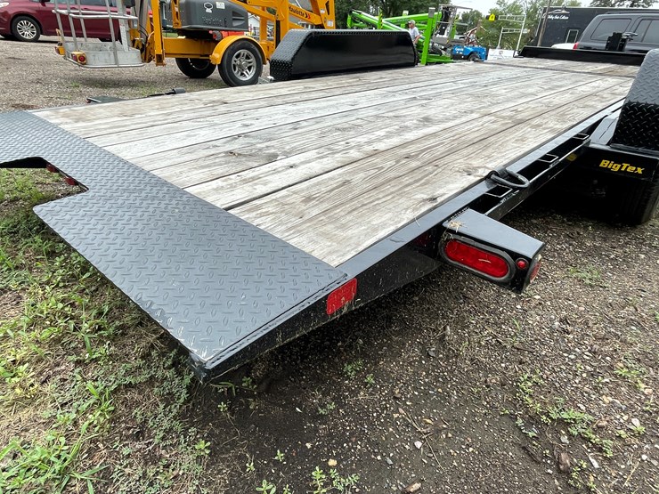 #166-•-2024-big-tex-22'-tilt-bed-equipment-trailer-(has-wi-title)-image-30