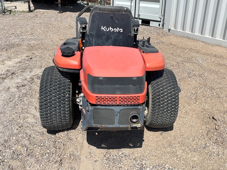 #2005-•-kubota-zero-turn-mower-image-6