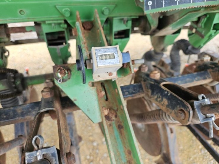 john-deere-8300-image-14