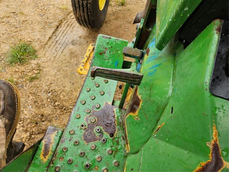 john-deere-2155-image-25