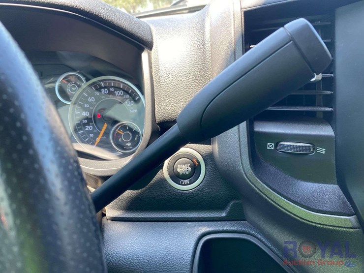 2019-dodge-ram-5500-image-35
