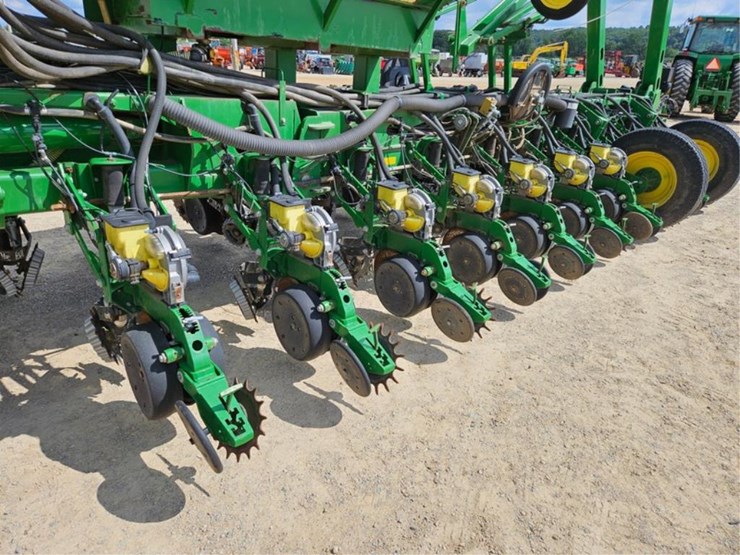 #225-•-westfield-130-71-13"-grain-auger-image-27