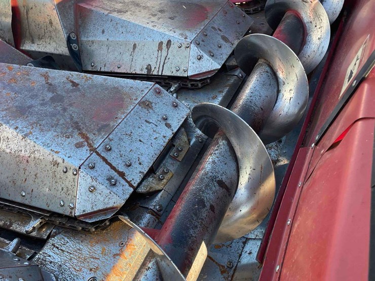 case-ih-1063-image-35