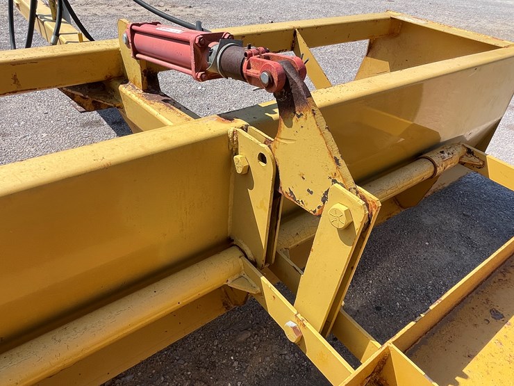 #3200-•-8'-box-scraper-image-9