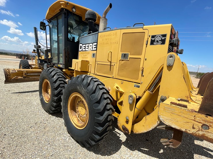 deere-672d-image-54