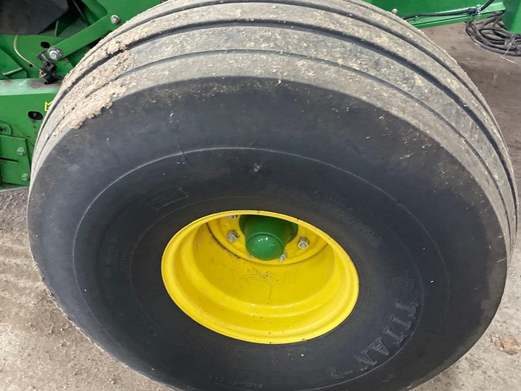 john-deere-560r-image-18