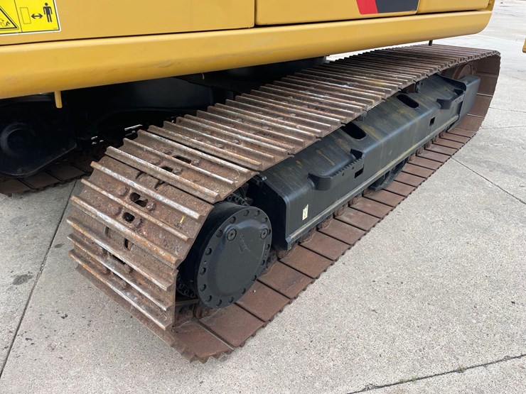 2018-caterpillar-318fl-image-18