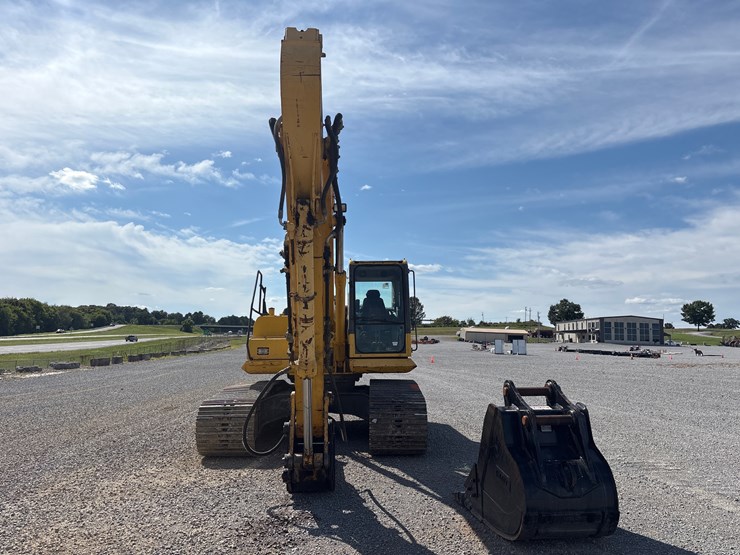 2010-komatsu-pc200-lc-8-image-2