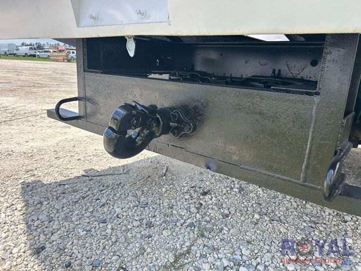2019-ford-f-550-4x4-ext.-cab-chipper-truck-image-20