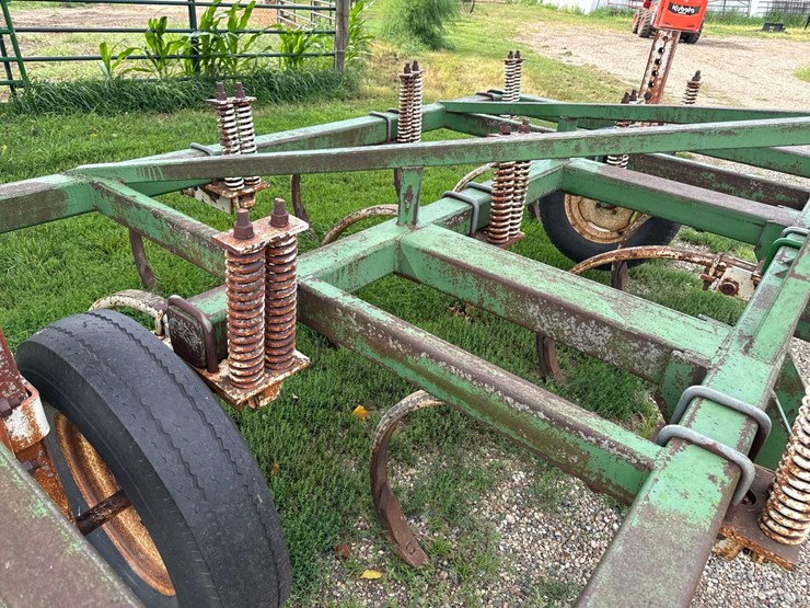 wetherell-chisel-plow-image-8