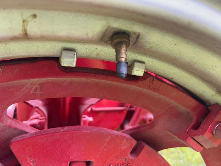 1944-farmall-h-distillate-image-41