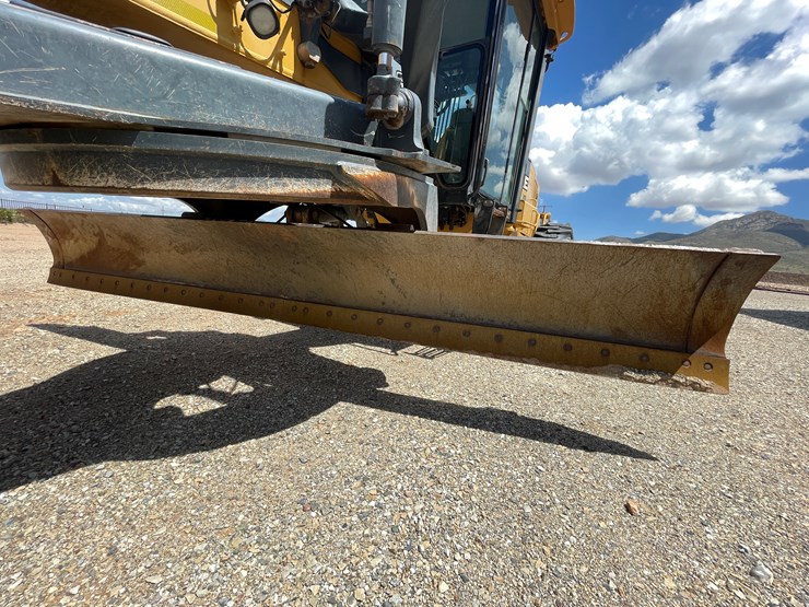 deere-672d-image-18