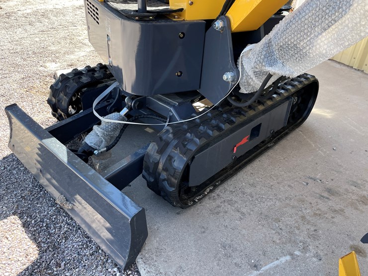 #4600-•-landhero-mini-excavator-image-7
