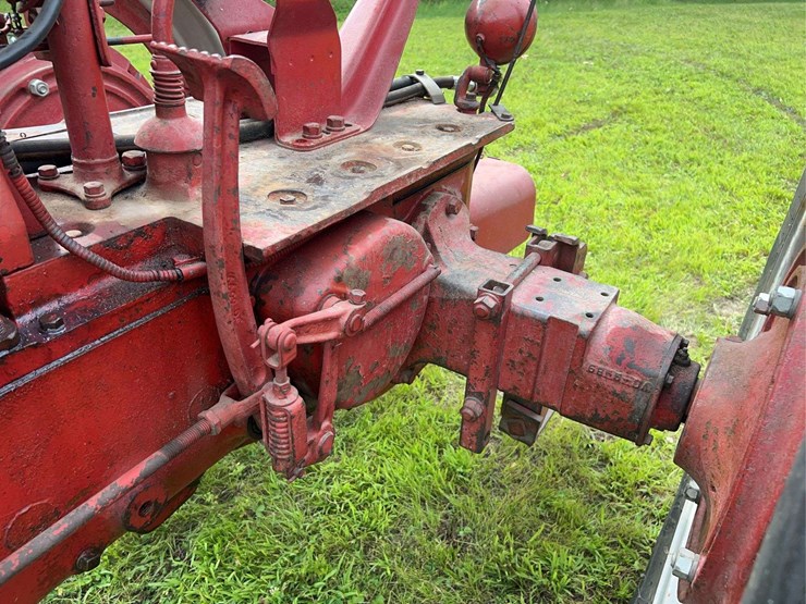 1947-farmall-h-image-44