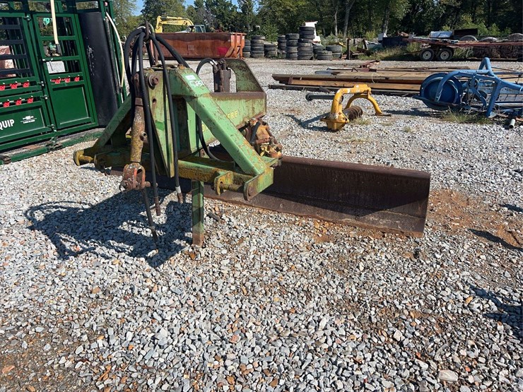 john-deere-10-image-1