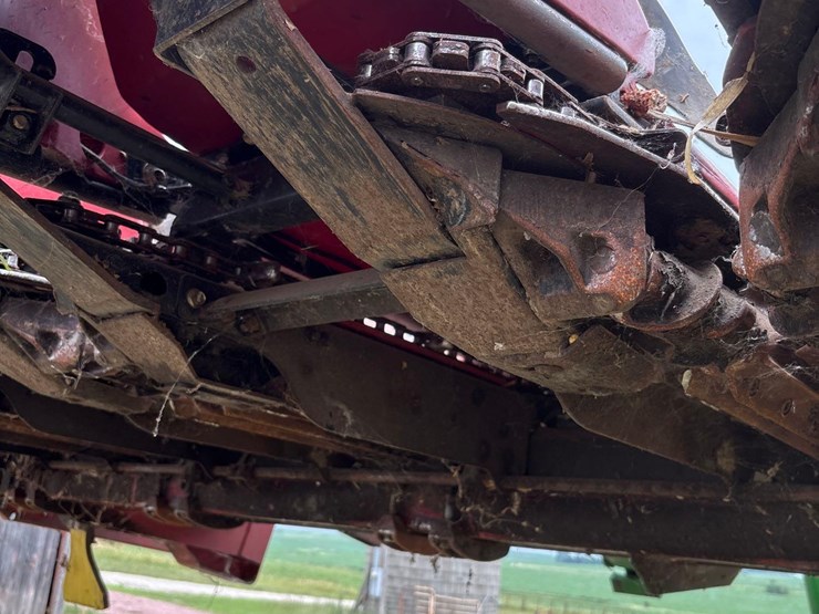 2015-case-ih-3406-image-35