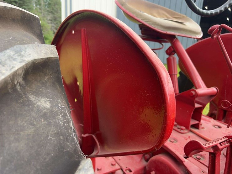 1944-farmall-h-distillate-image-36