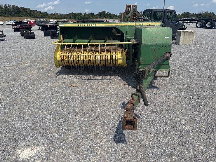 john-deere-346-image-5