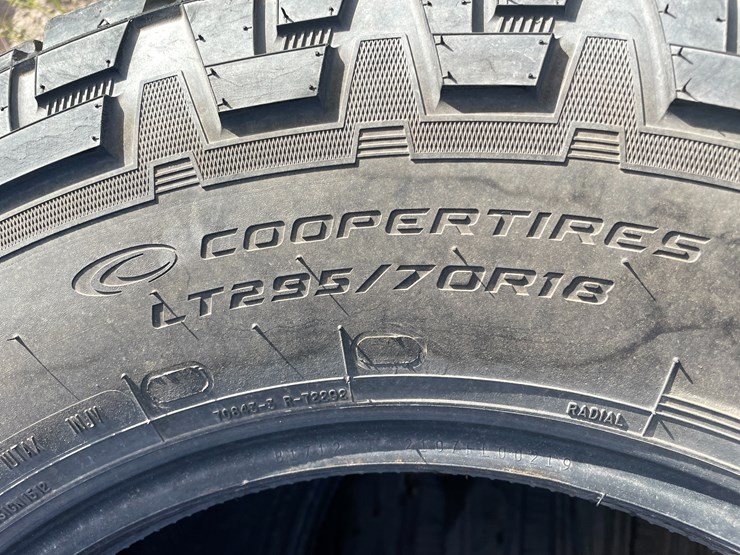 #3735-•-lot-of-tires-(las-cruces,-nm)-image-18