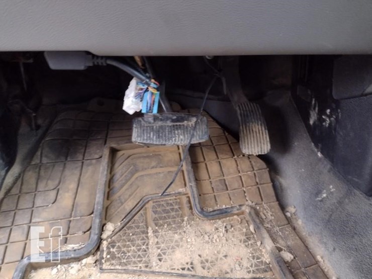 2019-ford-f550-image-8