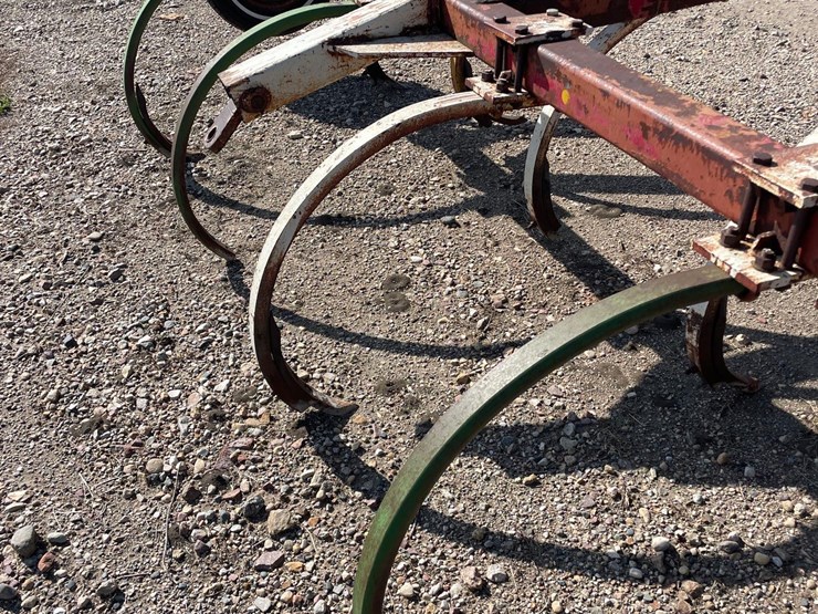12ft-chisel-plow-image-6
