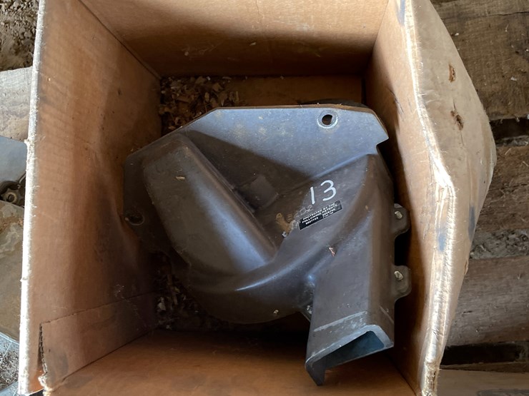 #5515-•-(6)-john-deere-seed-meters-image-3