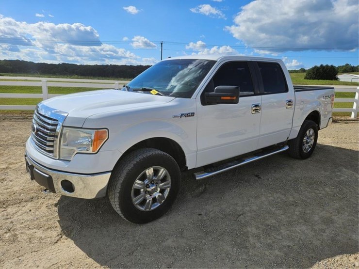 2012-ford-f150-xlt-image-1