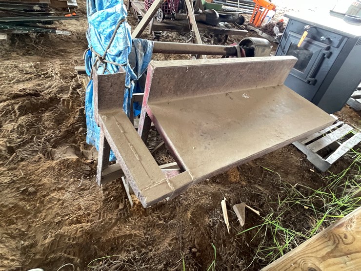 #5532-•-3-point-pto-driven-saw-rig-image-7