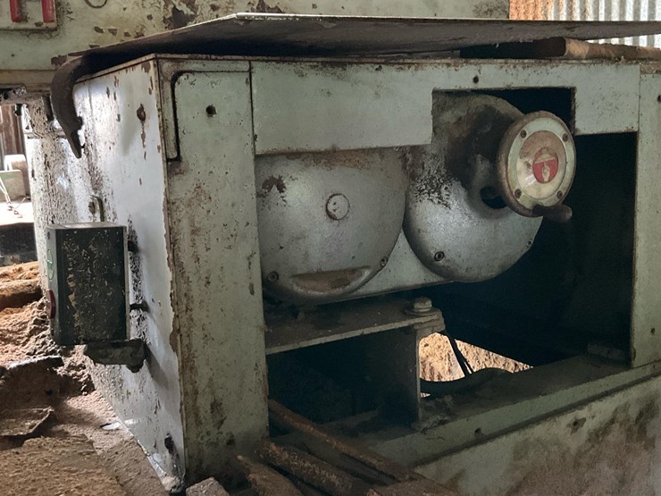 #142-•-beach-machine-chopsaw-image-4