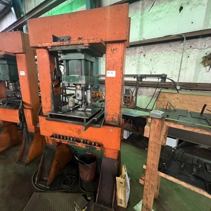 Hydraulic Single-End Punch Machine