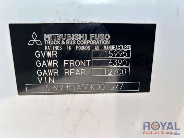 2013-mitsubishi-fuso-fec72w-image-24