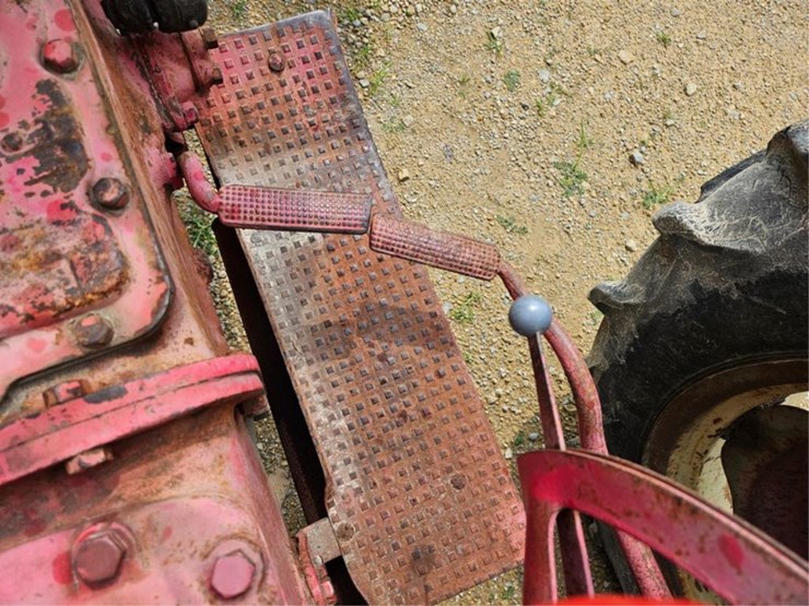 ford-8n-image-15